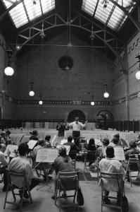 Nederlands Philharmonisch Orkest speelt voor het eerst in haar nieuwe repetitie-, Bestanddeelnr 934-0108