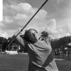 Nederlandse Atletiekkampioenschappen Rotterdam. Els van Noorduyn speerwerpen, Bestanddeelnr 920-5968