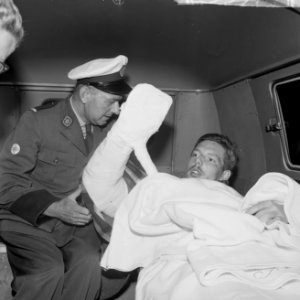 Nederlands slachtoffer uit Skopje terug. Auke Boerema, Bestanddeelnr 915-3971