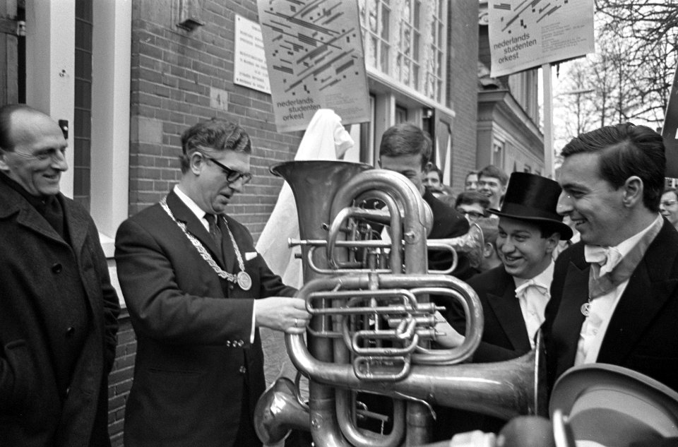 Nederlands Studenten Orkest in Ruinekerk te Bergen, Bestanddeelnr 919-9384