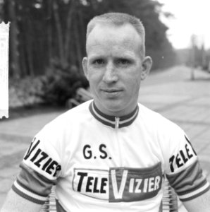 Nederlandse wielerploeg aan Tour de France 1964 gepresenteerd, (kop) Piet van Es, Bestanddeelnr 916-2228