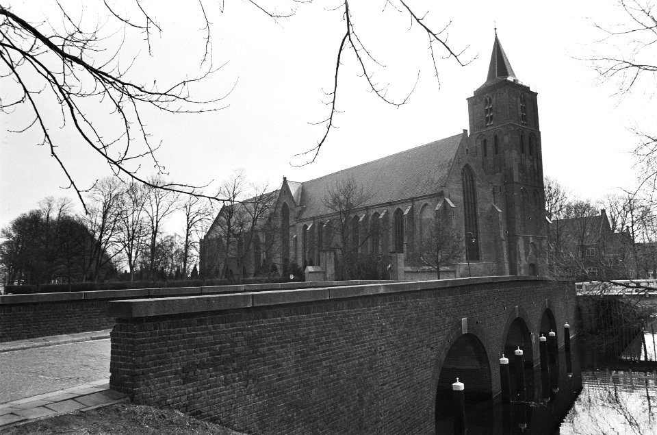 Nederlands Hervormde Grote of St Nicolaaskerk in Edam exterieur, Bestanddeelnr 930-7505