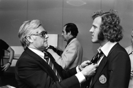 Nederlands elftal naar Zagreb in verband met Europees Kampioenschap , Van de Ker, Bestanddeelnr 928-6426