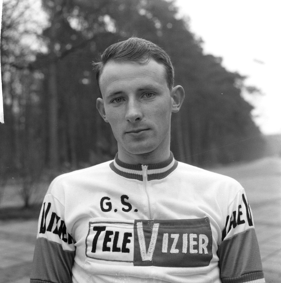 Nederlandse wielerploeg aan Tour de France 1964 gepresenteerd, (kop) R Wouters, Bestanddeelnr 916-2238