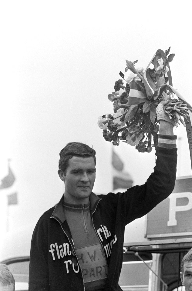 Nederlands Kampioenschap Wielrennen voor Nieuwelingen. Winnaar Michel Bertou, Bestanddeelnr 920-5273