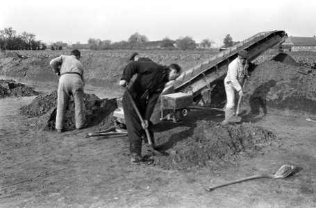 Nederzetting uit ijzeren tijdperk bij Haps onder Cuyck. Een van de specialisten , Bestanddeelnr 920-8472