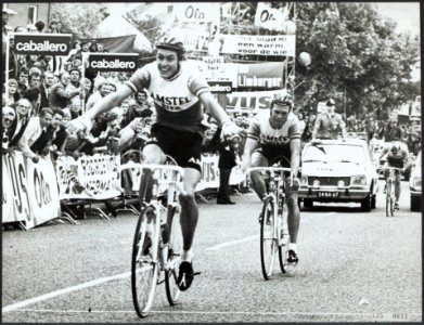 Nederlands kampioenschap wielrennen amateurs in Simpelveld, Arie Hassink wint de, Bestanddeelnr 135-0691