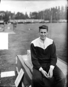 Nederlands Jeugdkampioenschappen Athletiek. F. Moerman (Pro Patria) Rotterdam tw, Bestanddeelnr 905-8325