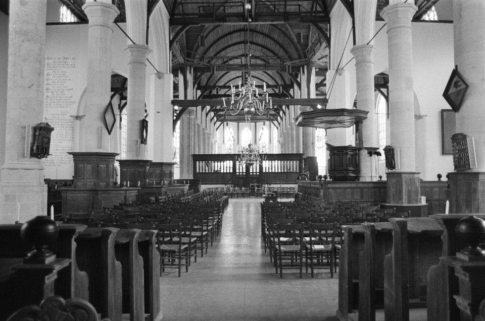 Nederlands Hervormde Grote of St Nicolaaskerk in Edam interieur, Bestanddeelnr 930-7504