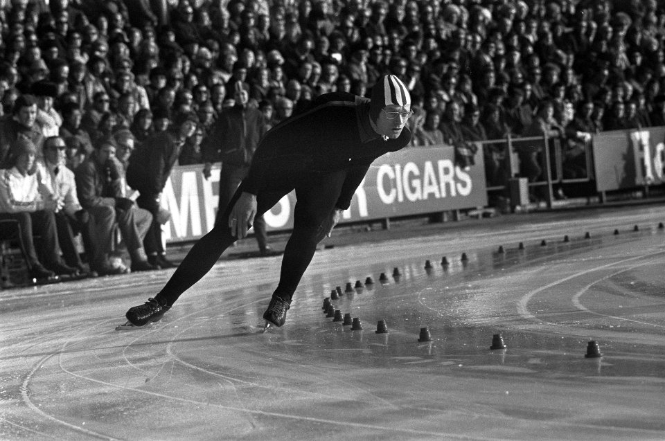 Nederlands kampioenschap schaatsen voor amateurs, Harm Kuipers in aktie, Bestanddeelnr 926-1532