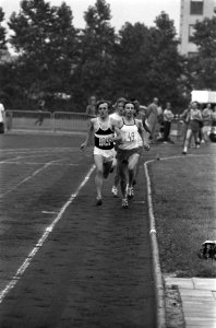 Nederlandse Atletiekkampioenschappen te Den Haag , serie 1500 meter Henk Tiebosc, Bestanddeelnr 926-5466