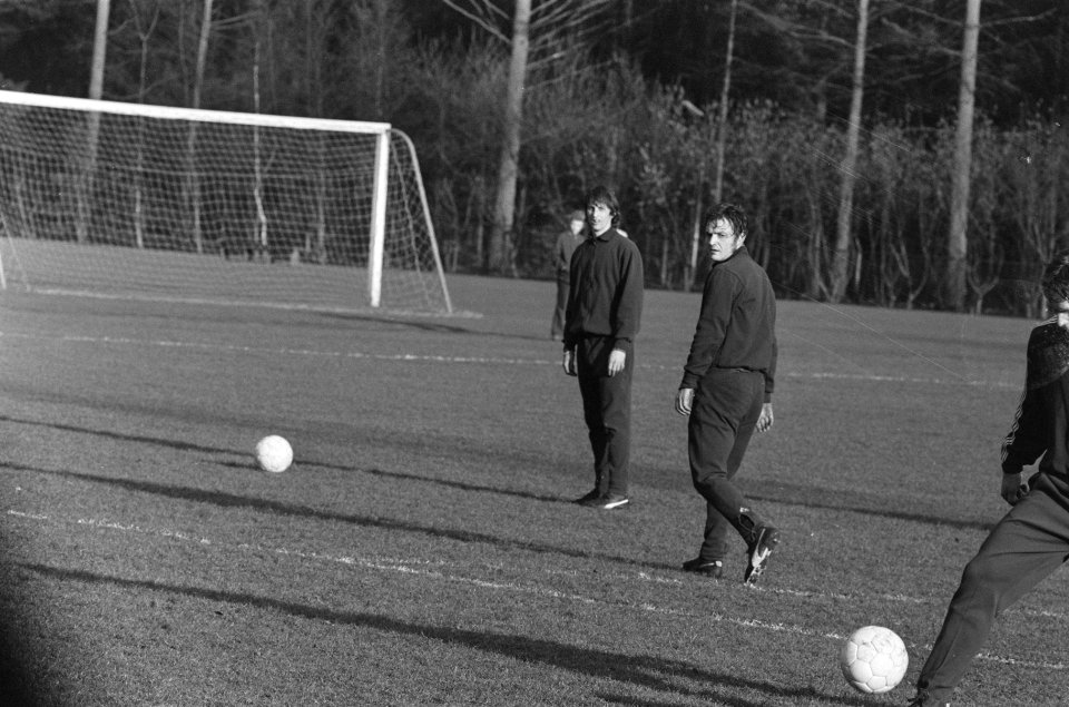 Nederlands elftal traint voor wedstrijd tegen Luxemburg, in Zeist, Bestanddeelnr 924-2919