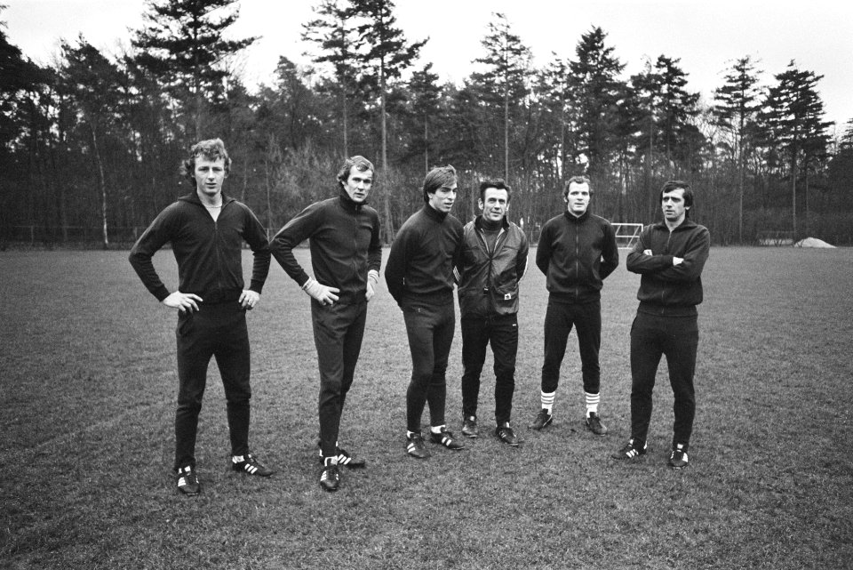 Nederlands elftal in Zeist bijeen i.v.m. wedstrijd in Londen, Bestanddeelnr 929-0156