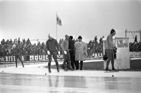 Nederlandse Schaatskampioenschappen te Heerenveen nr. 17A Jan Bols in aktie, Bestanddeelnr 922-0102