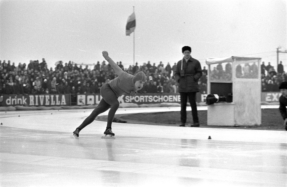 Nederlandse Schaatskampioenschappen te Heerenveen Verkerk in aktie, Bestanddeelnr 922-0100