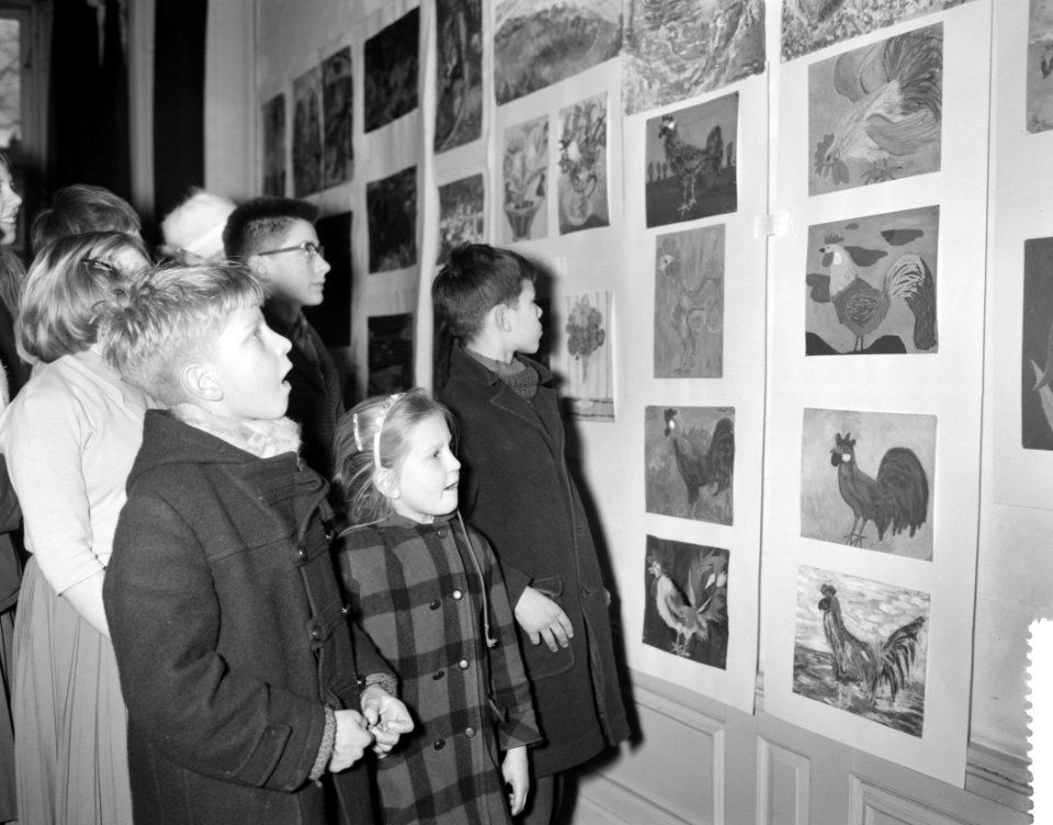 Nederlandse Vereniging voor Tekenonderwijs 80 jaar in he Pulchristudio te Den Ha, Bestanddeelnr 911-9784
