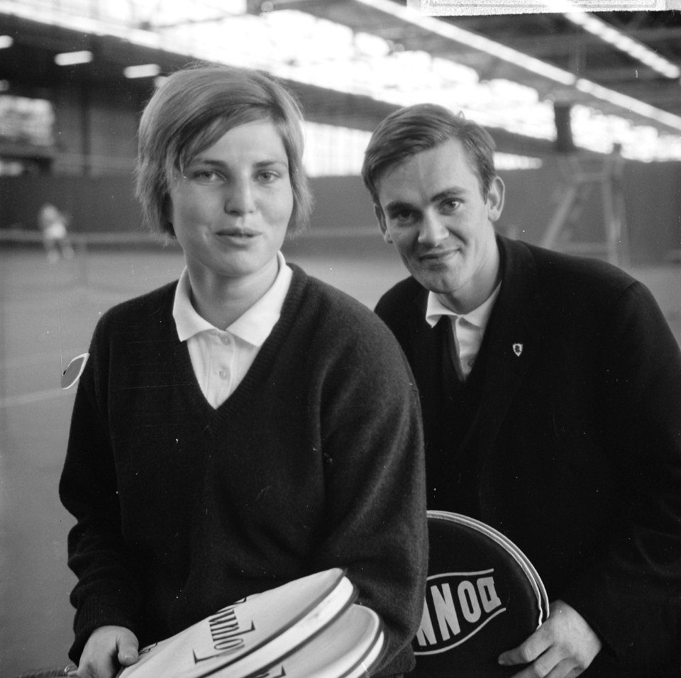 Nederlandse tenniskampioenschappen in Rotterdam, Anja Lepoutre en Eddy Knol vol , Bestanddeelnr 916-0225
