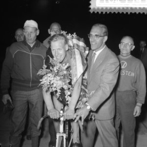 Nederlandse wielerkampioenschap op de baan 1959 winnaar van het nummer achtervol, Bestanddeelnr 910-4539