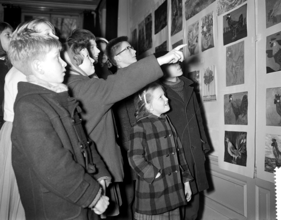 Nederlandse Vereniging voor Tekenonderwijs 80 jaar in he Pulchristudio te Den Ha, Bestanddeelnr 911-9785