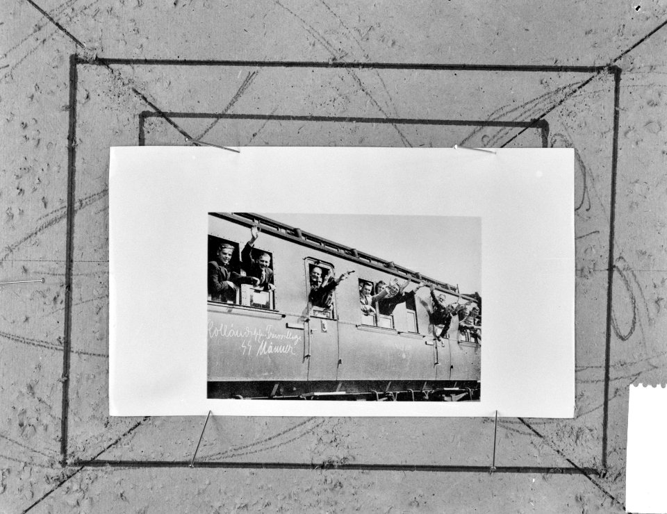 Nederlandse vrijwilligers bij de SS, Nederlandse SS in de trein, Bestanddeelnr 918-8287