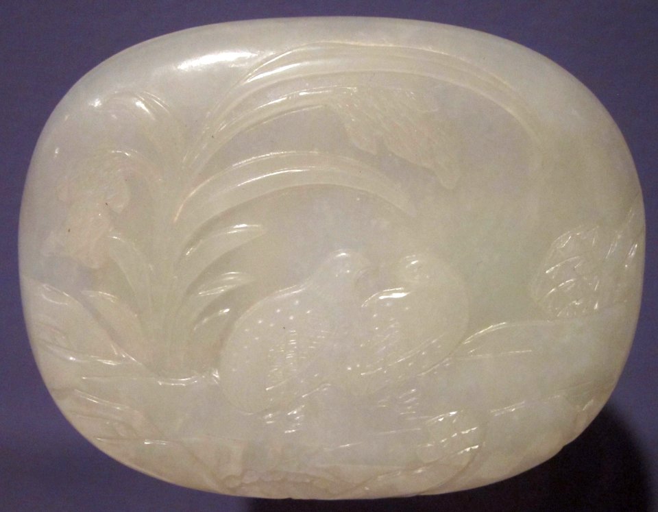 Nephrite buckle with pair of quail, China, Qing dynasty, late 19th century, Honolulu Museum of Art