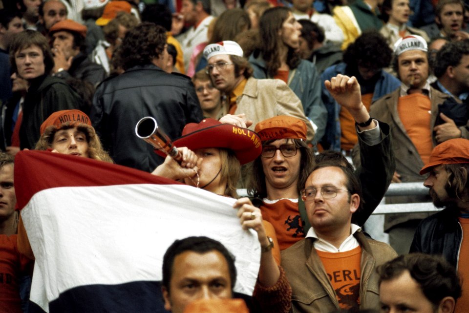 Nederlandse supporters tijdens Wereld Kampioenschappen voetbal 1974, Bestanddeelnr 254-9514