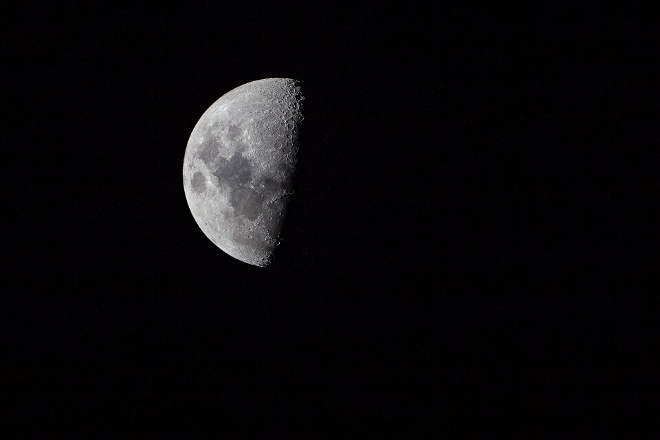Dark moon sky