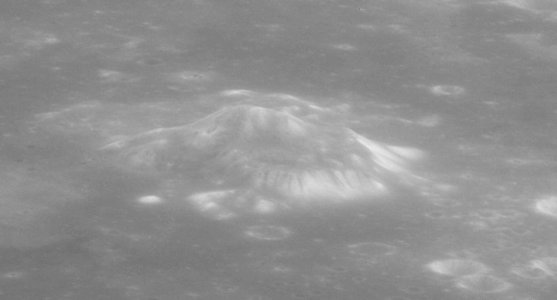 Neper central peak AS11-43-6469