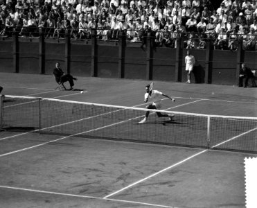 Nederlandse tenniskampioenschappen op de METS-banen te Scheveningen, Van Eysden, Bestanddeelnr 910-6014