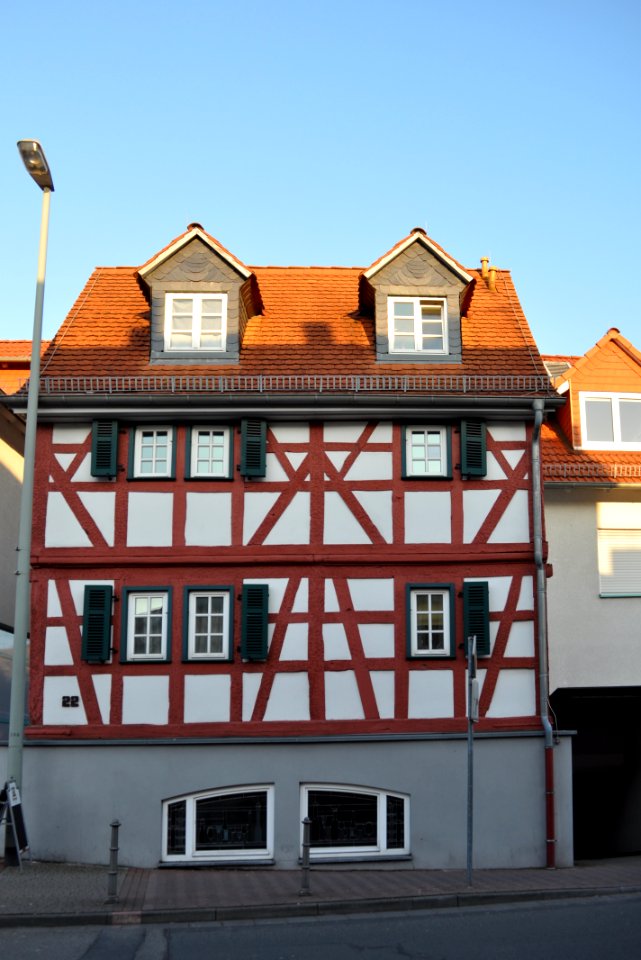 Neuenhain, Hauptstraße 22 (1)