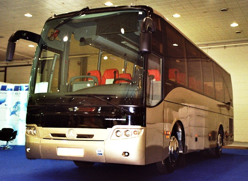 NeoLAZ-12 ukraine bus IAA 2012 LAZ left side