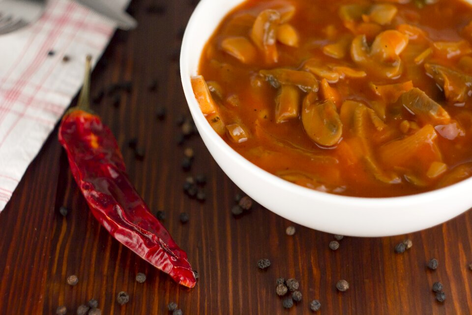 Paprika rubber the bowl