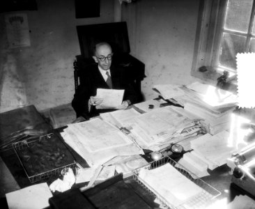 Nederlandse persmuseum 40 jaar de heer Schotel en oude kranten, Bestanddeelnr 907-4142