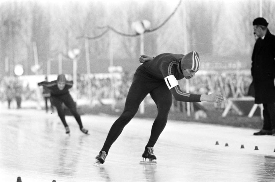 Nederlandse Schaatskampioenschappen dames en heren, Amsterdam Schenk in aktie, Bestanddeelnr 924-1631