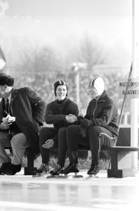 Nederlandse Schaatskampioenschappen dames en heren Adam A. Keulen-Deelstra fel, Bestanddeelnr 924-1607
