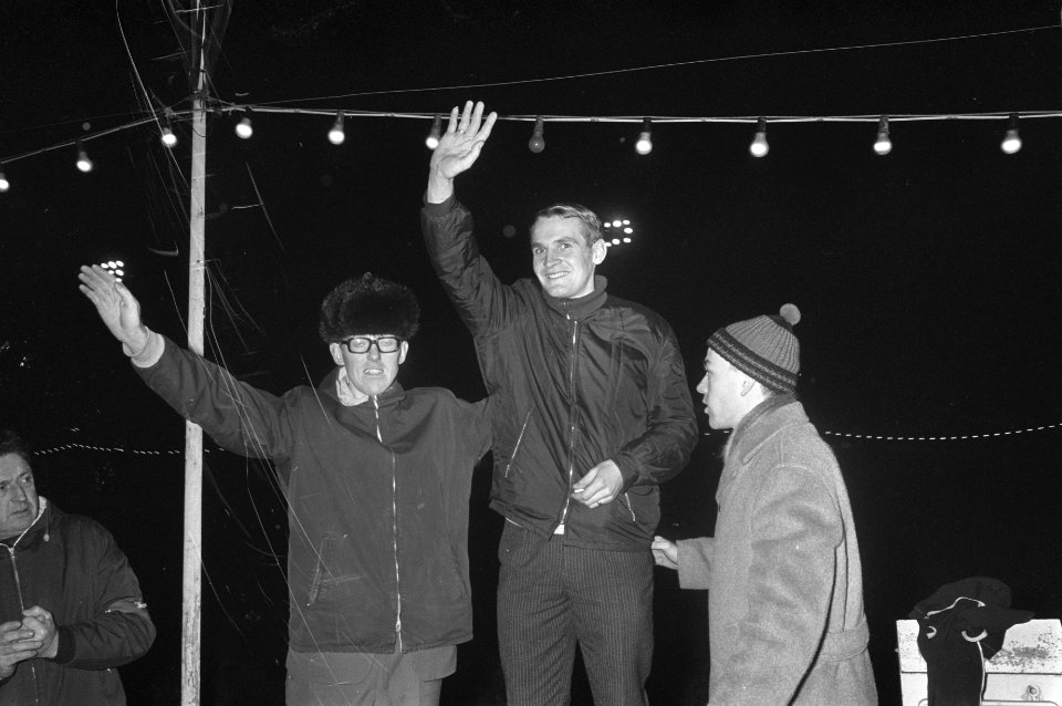 Nederlandse Schaatskampioenschappen, Jaap Edenbaan , tienduizend meter podium v., Bestanddeelnr 920-9338