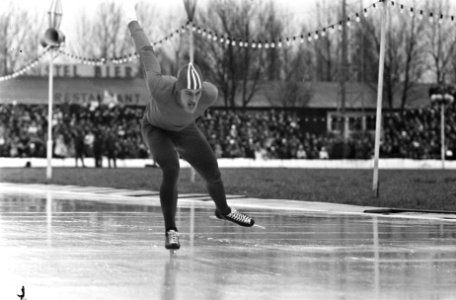 Nederlandse Schaatskampioenschappen, Jaap Edenbaan , nummer 22 en 23 Schenk, num, Bestanddeelnr 920-9348