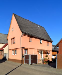 Neesbach, Langgasse 49