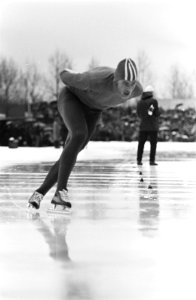 Nederlandse Schaatskampioenschappen, Jaap Edenbaan , nummer 17 en 19 Nottet, num, Bestanddeelnr 920-9345