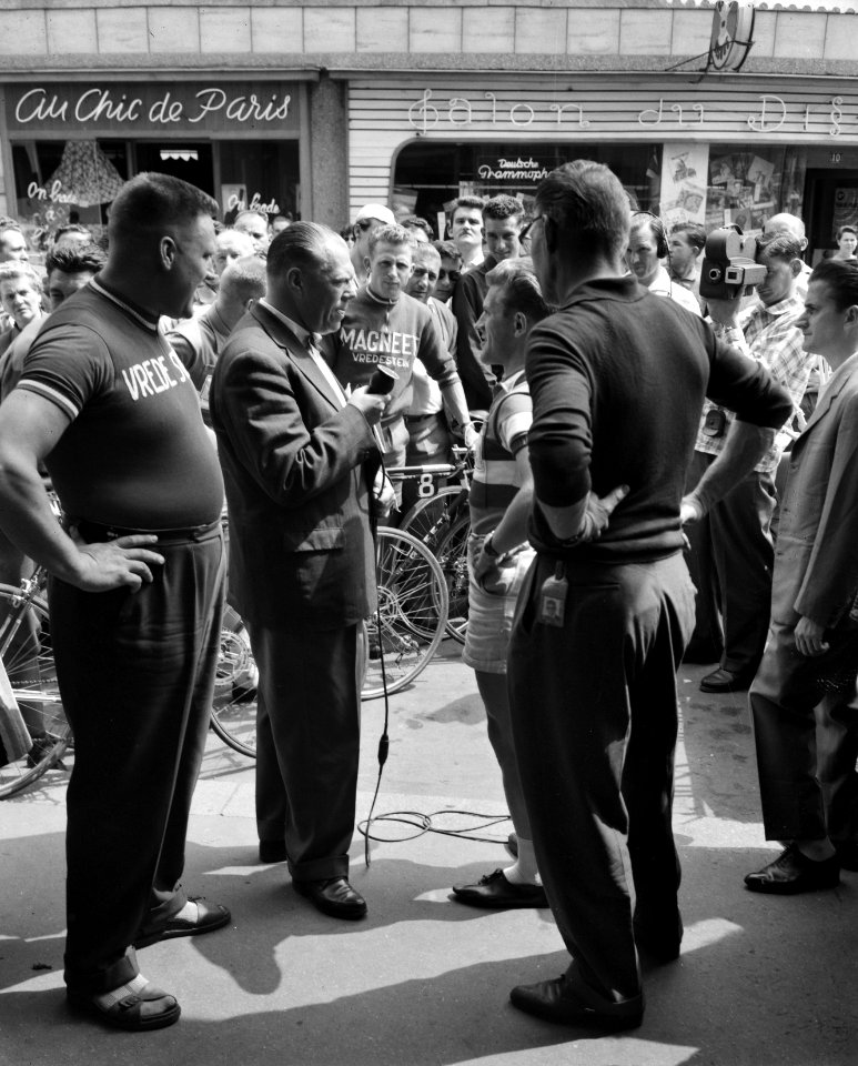 Nederlandse Tour de Francerenners in Mulhouse Jan Cottaar interviewt Bram Kool ,, Bestanddeelnr 910-4690