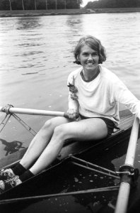 Nederlandse Roeikampioenschappen, Tineke Bauer in boot, Bestanddeelnr 919-3788