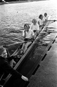 Nederlandse roeikampioenschappen op de Bosbaan, de dames vier stuurvrouw de meis, Bestanddeelnr 917-9899