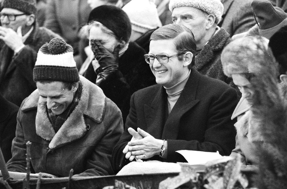 Nederlandse Schaatskampioenschappen dames en heren, Amsterdam mr. Pieter van Vo, Bestanddeelnr 924-1638
