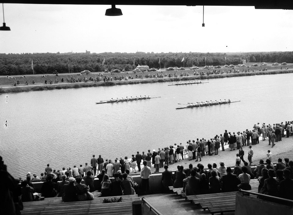 Nederlandse Roeikampioenschappen Bosbaan, dames 8 Het Spaarne Kamp, Bestanddeelnr 906-6444