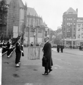 Nieuwsjaarsreceptie voor CD op Paleis te Amsterdam Aankomst van de gevolmachtig, Bestanddeelnr 913-4486