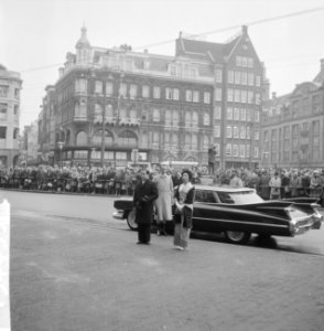 Nieuwsjaarsreceptie voor CD op Paleis te Amsterdam Aankomst van de gevolmachtig, Bestanddeelnr 913-4495