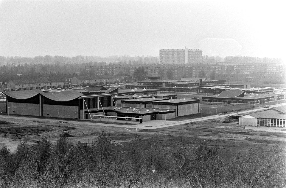 Nieuw scholencomplex Osdorper Scholengemeenschap in Amsterdam, Bestanddeelnr 928-8677