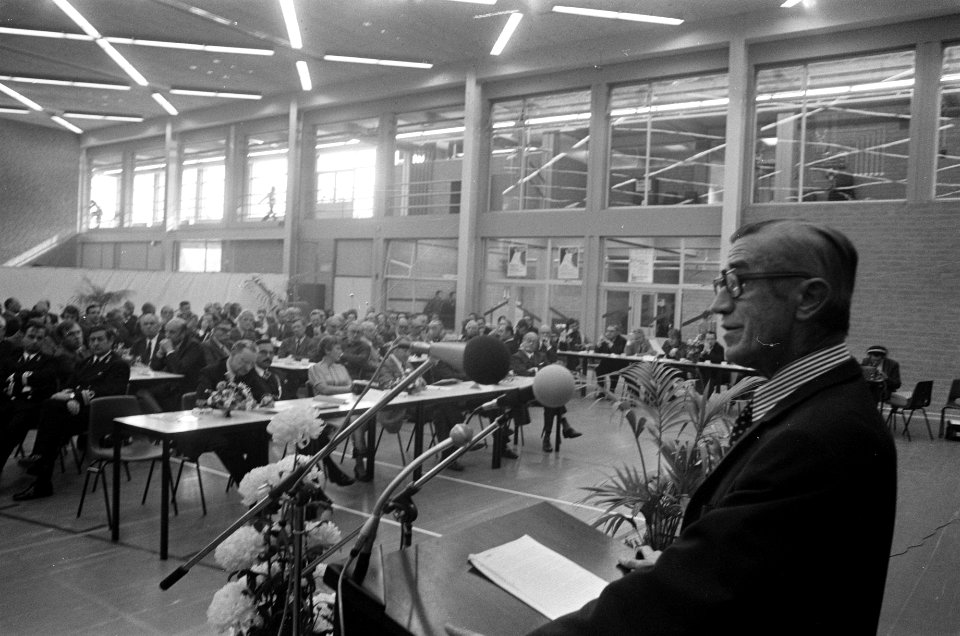 Nieuw hoofdkantoor van Algemene Inspectiedienst geopend in Eygelshoven (Zuid-Lim, Bestanddeelnr 926-7516