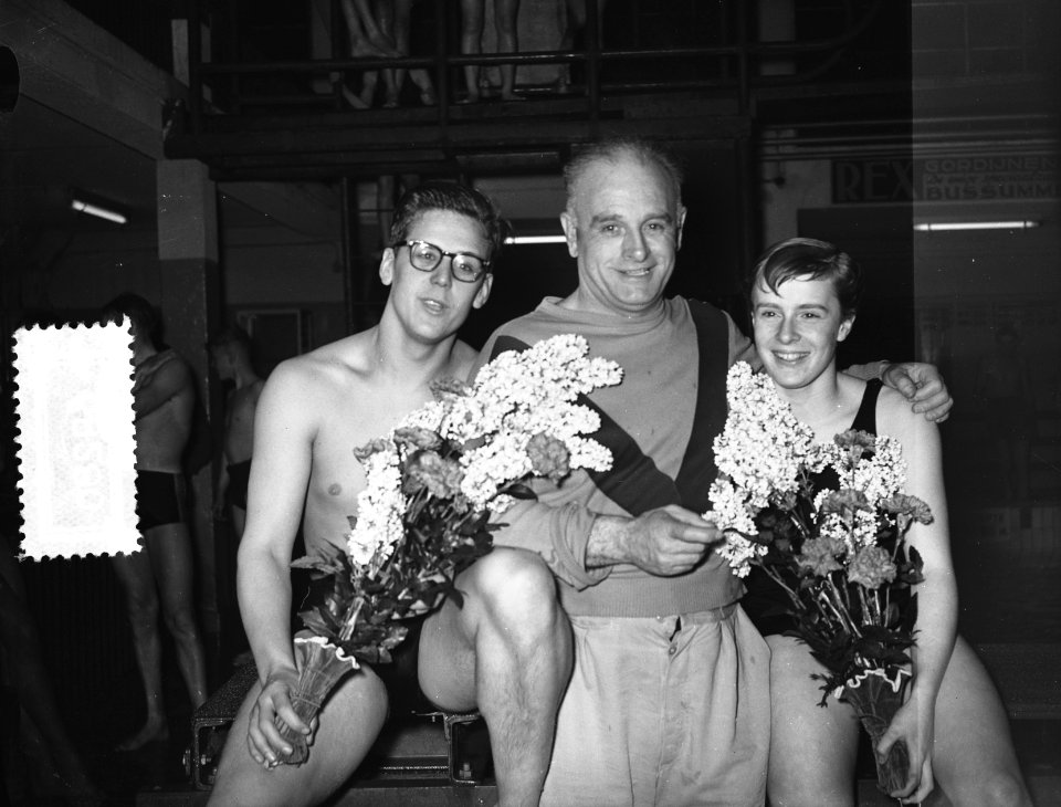 Nieuw Nederlands record 200 m vrije slag M. Willemse, Bestanddeelnr 906-9280