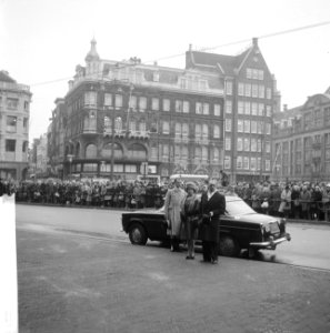 Nieuwsjaarsreceptie voor Corps Diplomatique op Paleis te Amsterdam Aankomst va…, Bestanddeelnr 913-4501